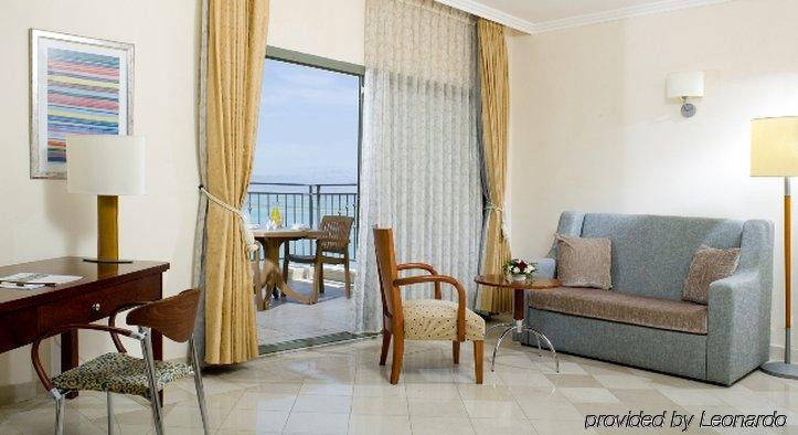 Royal Dead Sea - Hotel & Spa Ein Bokek Værelse billede